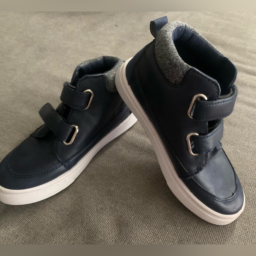 Toddler Boy Velcro High-Tops size 11